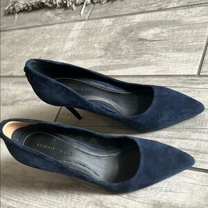 Kendall & Kylie Blue Heels Elegant Suede Pointed-Toe